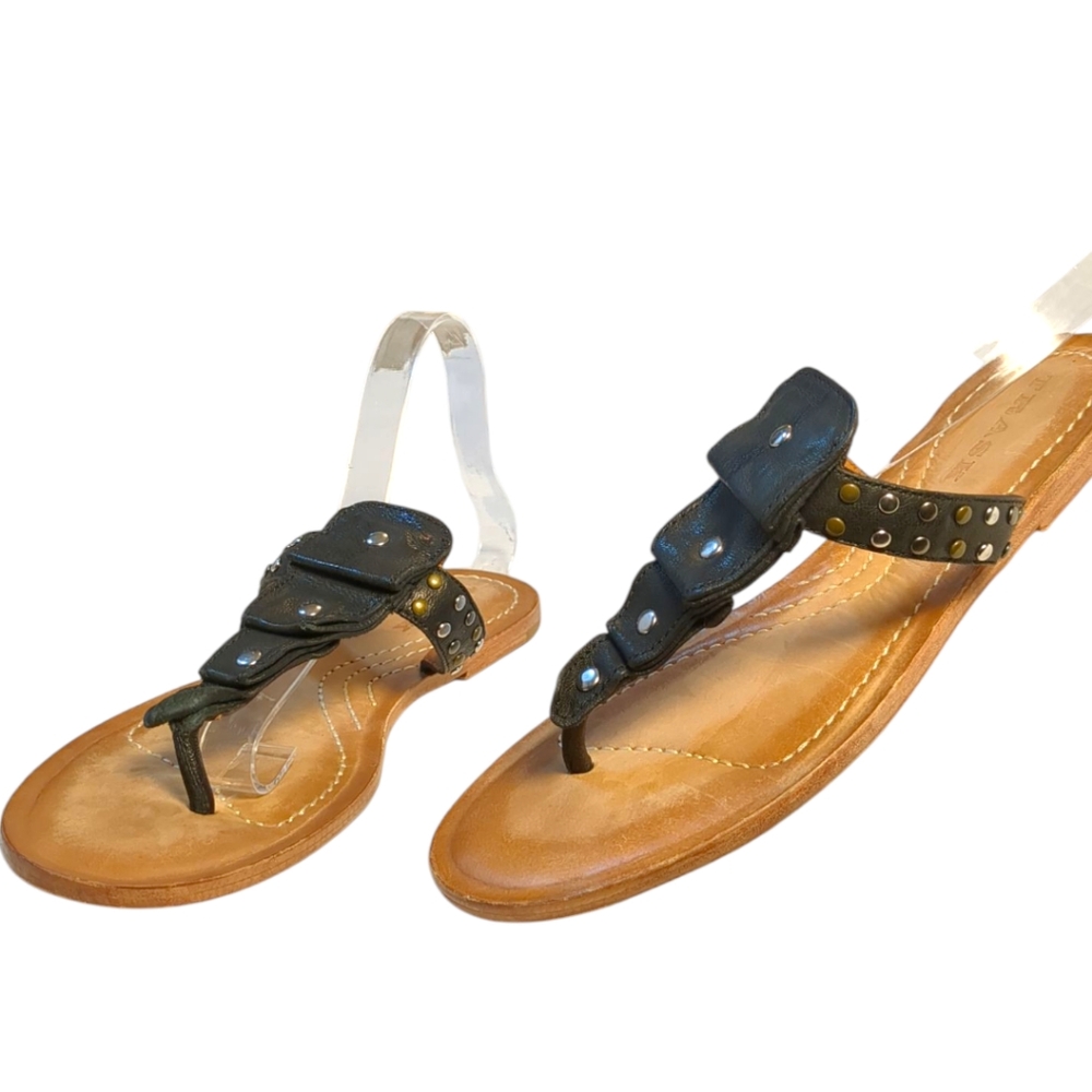 Trask Leather Flip Flops Thong Sandals with Studded Details Size 8.5 - Picture 2 of 6
